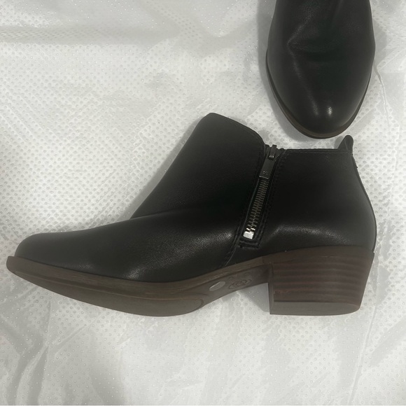Lucky Brand Basel Leather Bootie Women’s Sz 7.5W Black - Picture 6 of 15